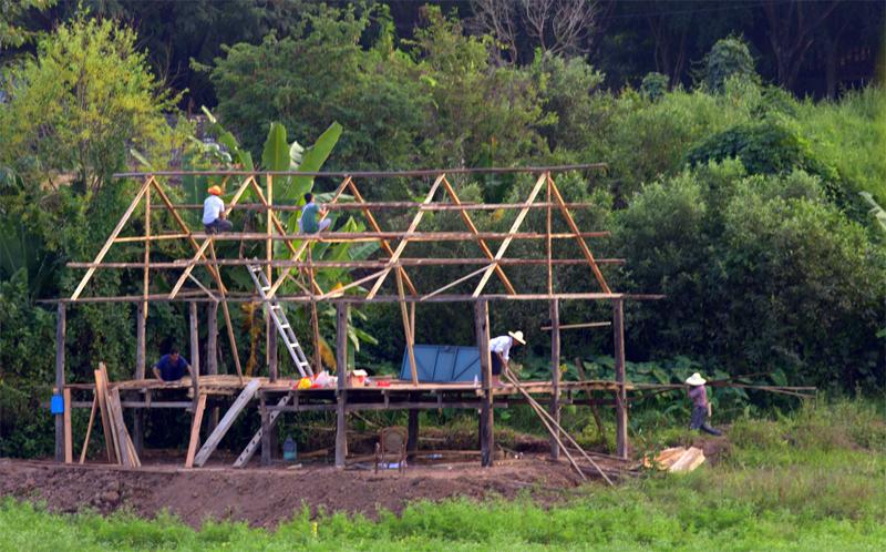 傣族的建新房与贺新房